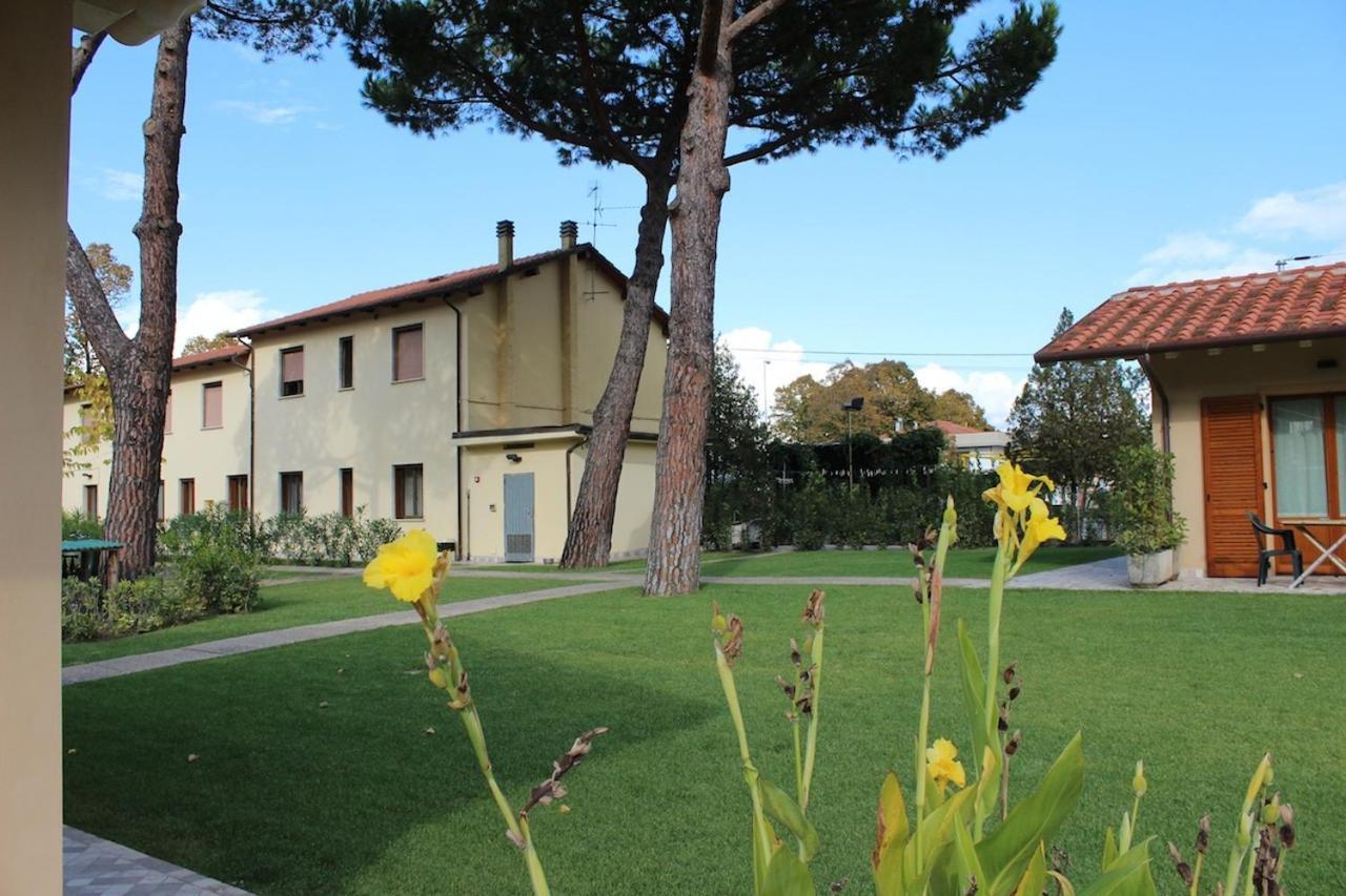 Villa Rosy Torre del Lago Puccini Exterior photo